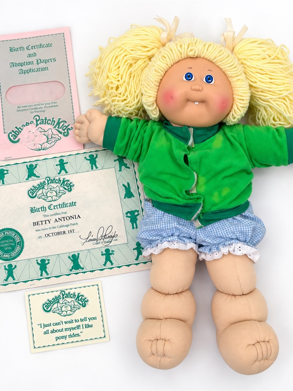 Vintage 1985 Cabbage Patch Kids Doll Blonde Hair Green Outfit w/ Papers